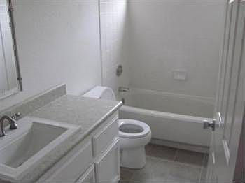 3rd image of 103 Moylan Ct