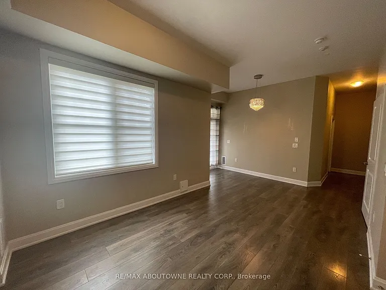276 Gatwick Dr #101 — Photo 3