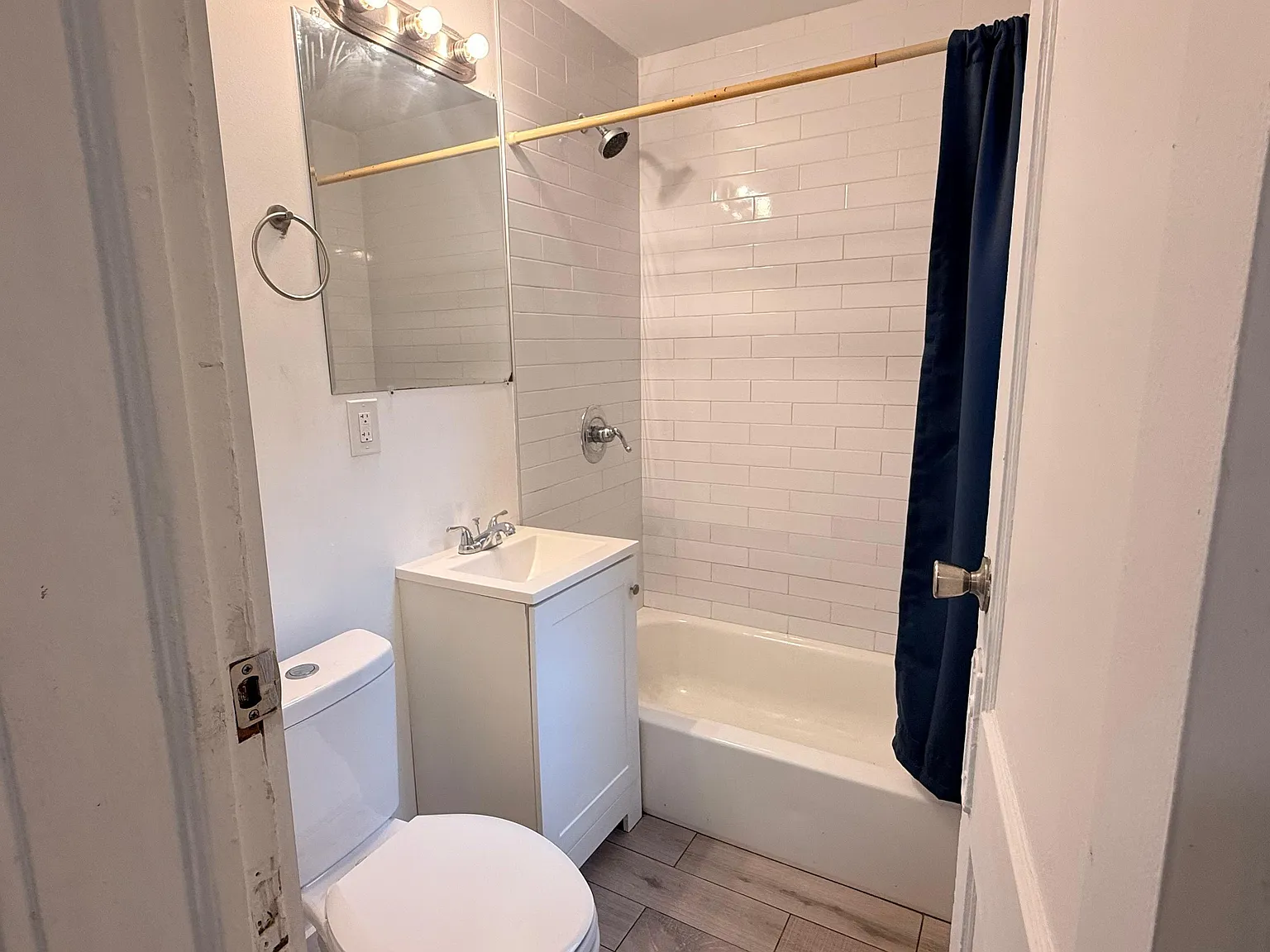 2 bed, $2,450 — Photo 3