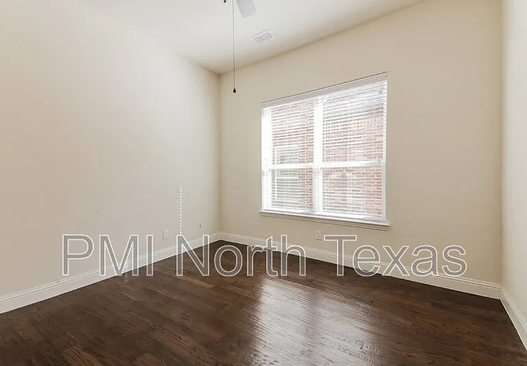 6213 Eldridge Ln — Photo 9