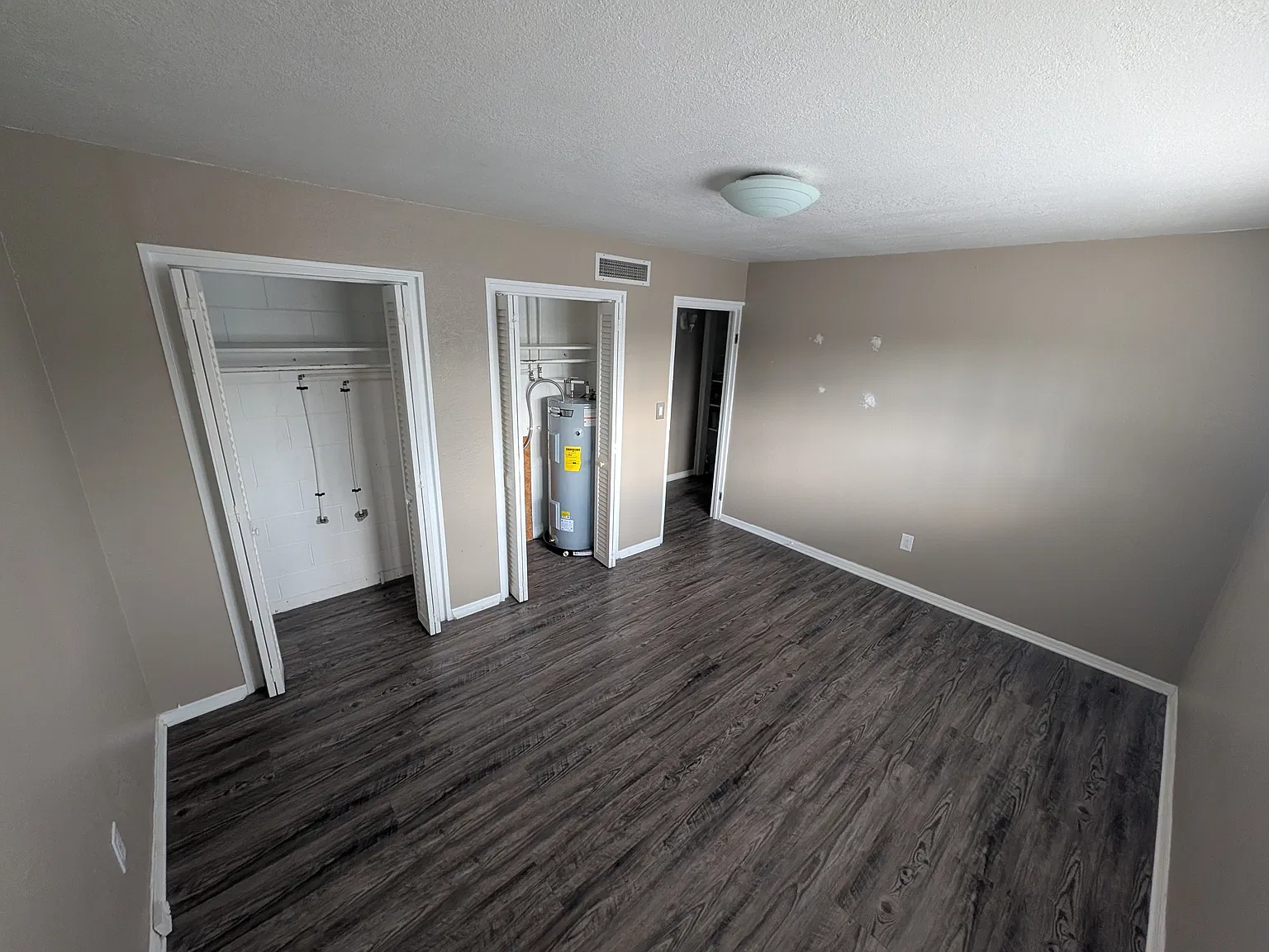 2873 S Osceola Ave — Photo 3