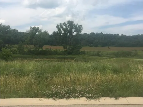 1549 Hadley Creek Dr NE, Rochester, MN 55906