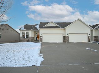3023 Stone Creek Ct, Marion, IA 52302