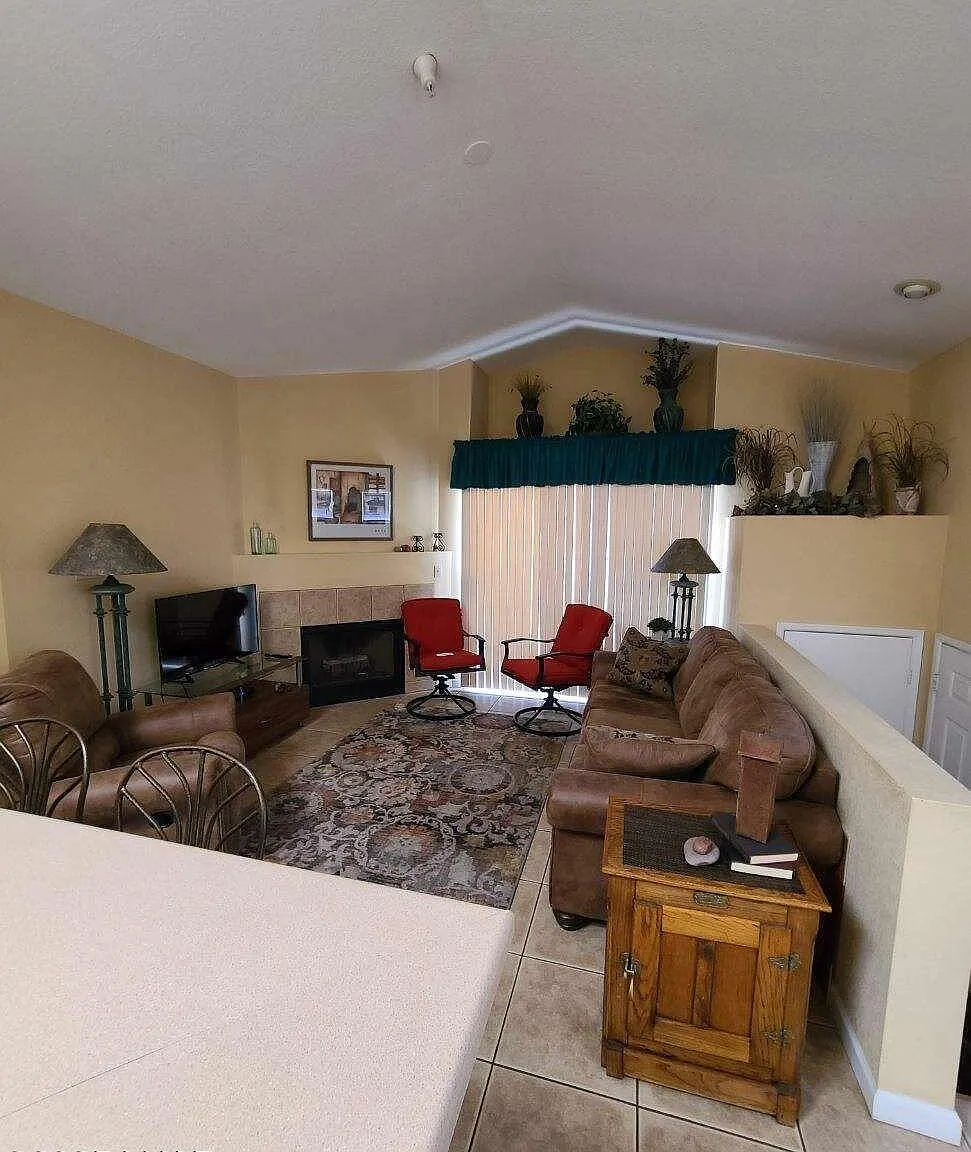 1 bed, 1.0 bath, 672 sqft, $1,700 — Photo 3
