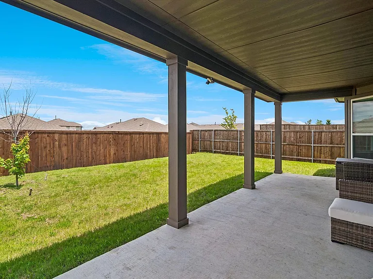 933 Brock Dr — Photo 26