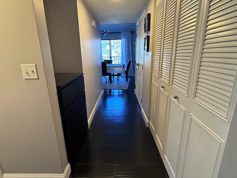 245 N Vine St #407 — Photo 24