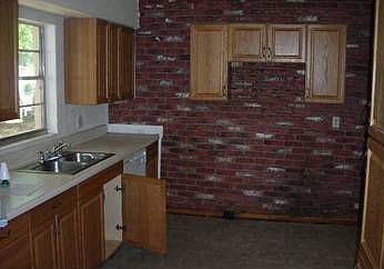 2nd image of 213 W Robson St