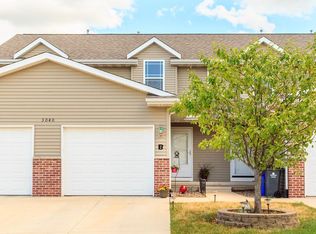 3040 Samuel Ct SW UNIT B, Cedar Rapids, IA 52404