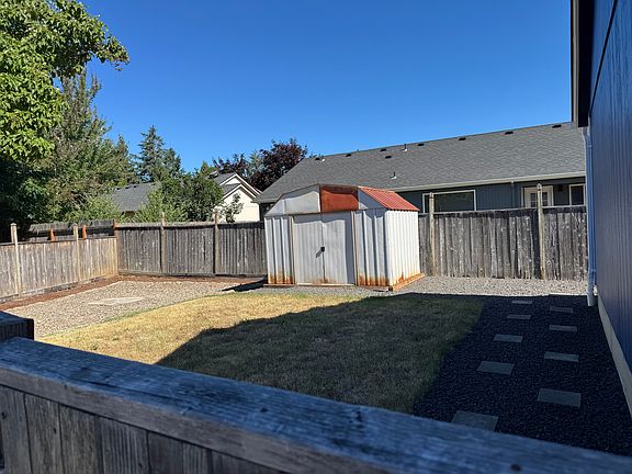 4th image of 24885 Spare Ln