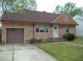 25 Raymond St, Fords, NJ 08863