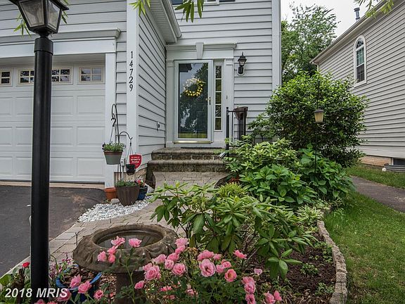 3rd image of 14729 Dogwood Park Ln