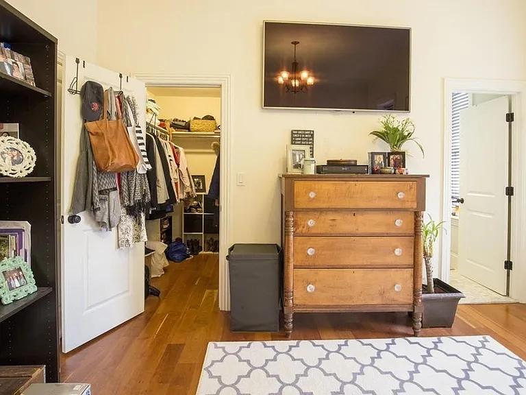 8 Gates St #1 — Photo 11