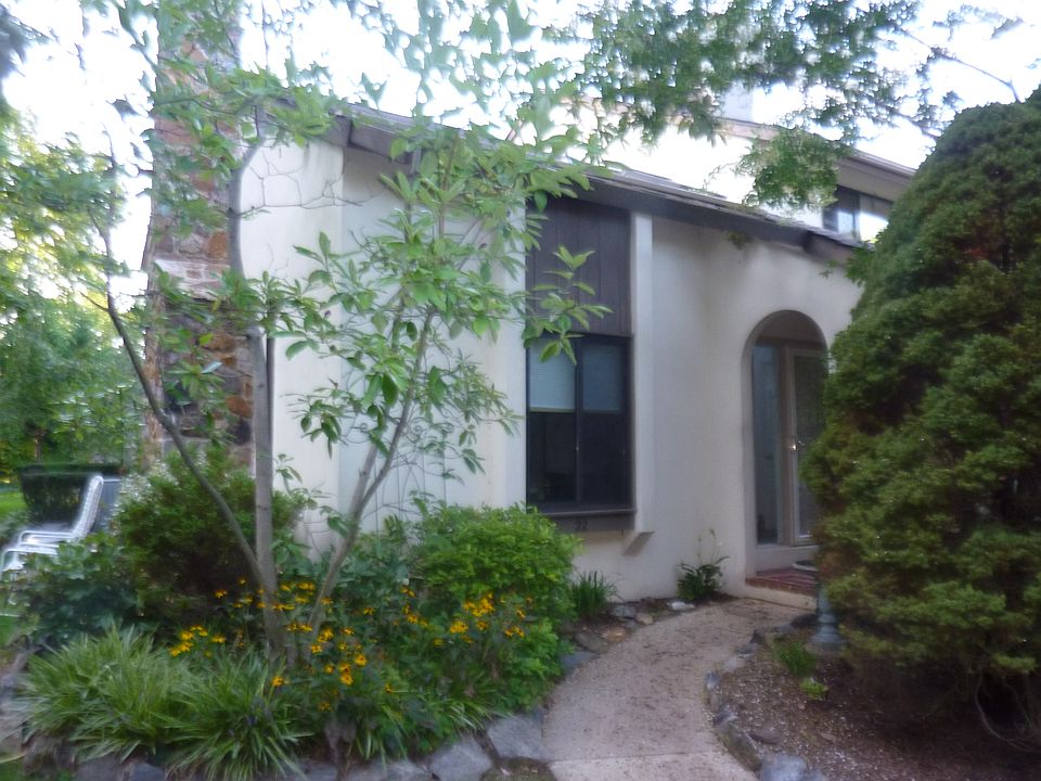 22 Oak Knoll