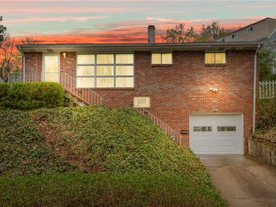 1034 Woodlawn Dr, Coraopolis, PA, 15108