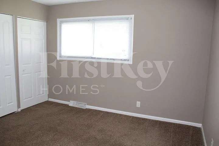 243 Tracy Rd — Photo 8