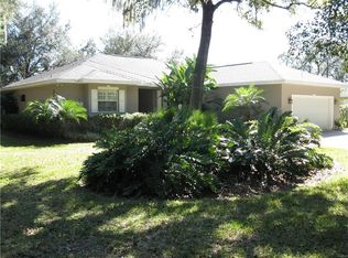 2694 Country Club Rd N, Winter Haven, FL 33881