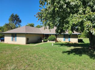 400 Ridgewood Dr, Tuttle, OK 73089