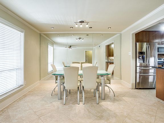 5th image of 10236 Regal Oaks Dr APT D