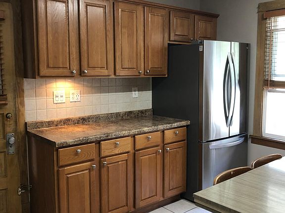 2nd image of 5055 W Argyle St #2