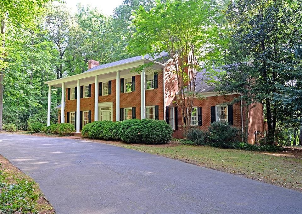 1st image of 2602 Lake Forest Dr