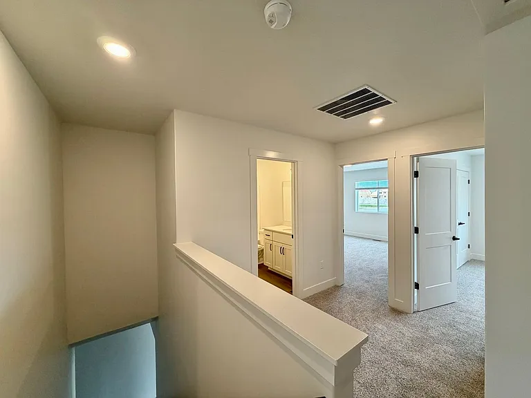 2716 W 2775 N #146 — Photo 8