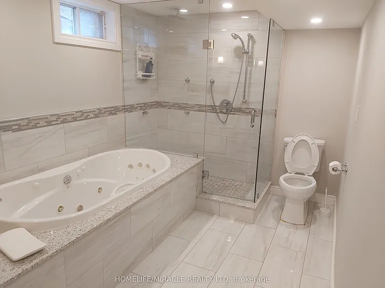 1054 Copperfield Dr #LOWER — Photo 9