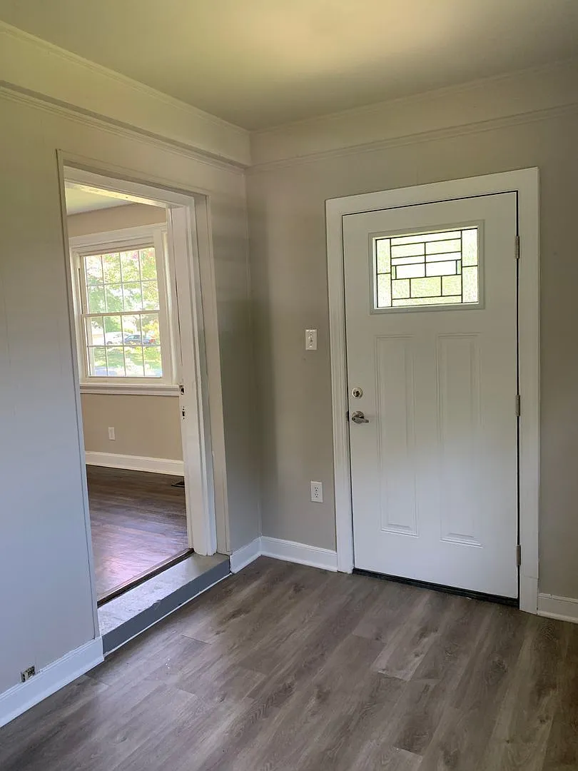 2 bed, 1.0 bath, 848 sqft, $1,400 — Photo 3
