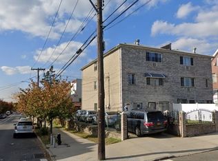 3701 Paulding Ave #3FAM, Bronx, NY 10469