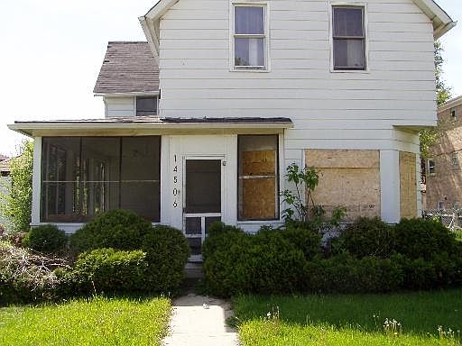 1st image of 14506 S Des Plaines St
