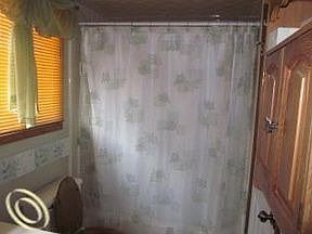 4th image of 46552 Meadowview Dr