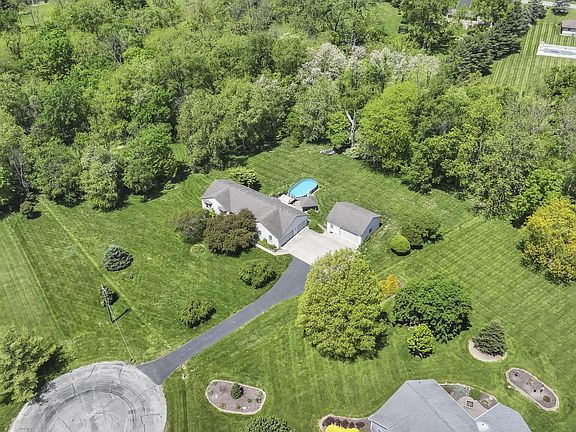 3rd image of 164 Canyon Villa Dr