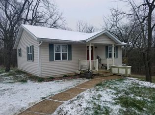 7686 Washington Rd, Otterville, MO 65348