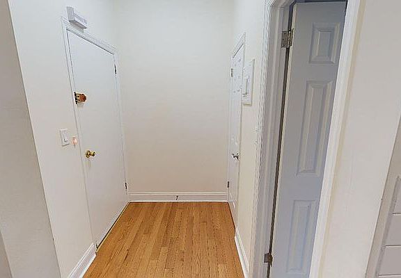 5th image of 71-71 Yellowstone Blvd #2R
