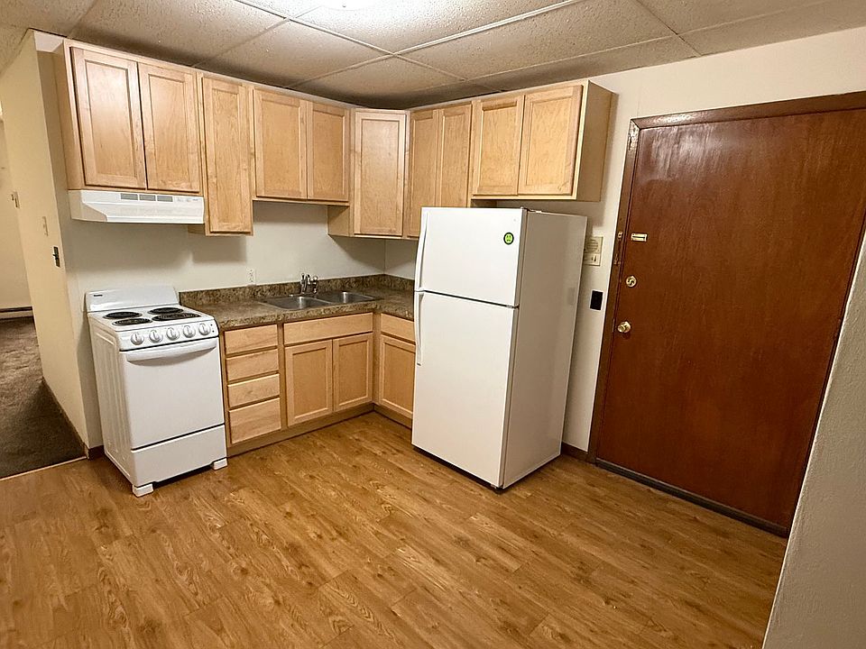 1st image of 55 N Oak St #8