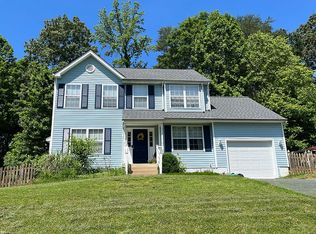 26 Myrtle Rd, Fredericksburg, VA 22405