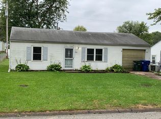 7416 Kelling St, Davenport, IA 52806