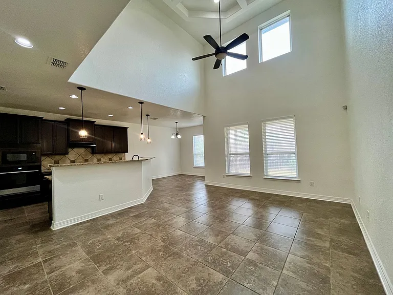 13724 Altamirano — Photo 14