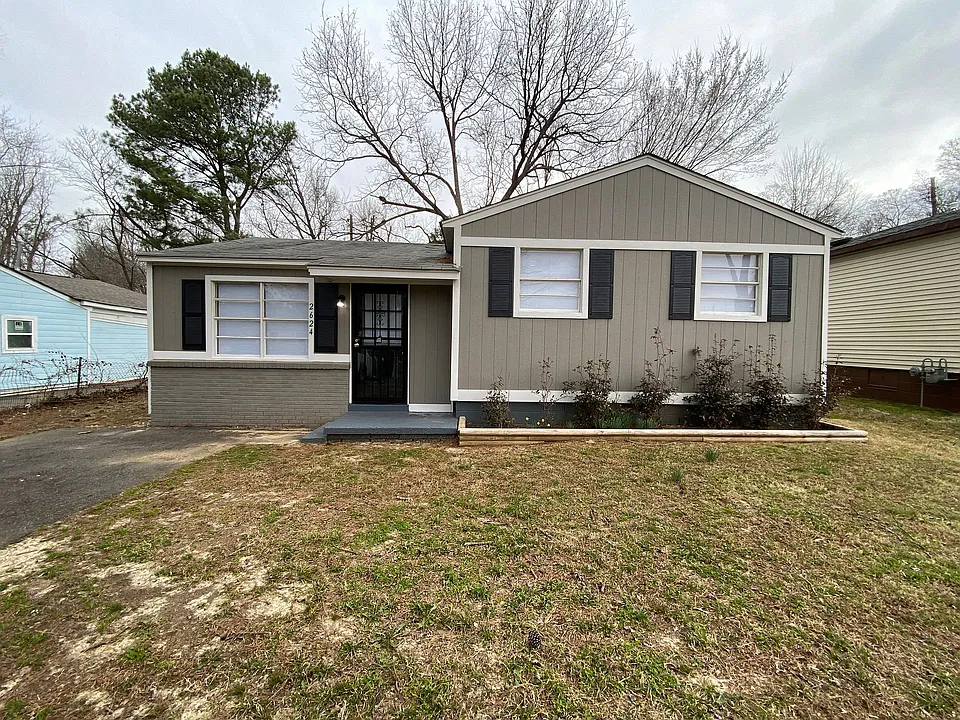 2624 Maverick Ave