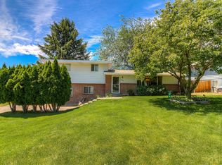 208 S 45th Ave, Yakima, WA 98908