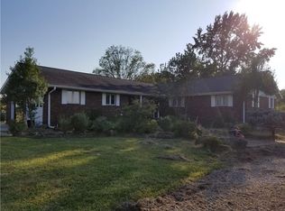 1441 E Elbow Ln, Noble, IL 62868