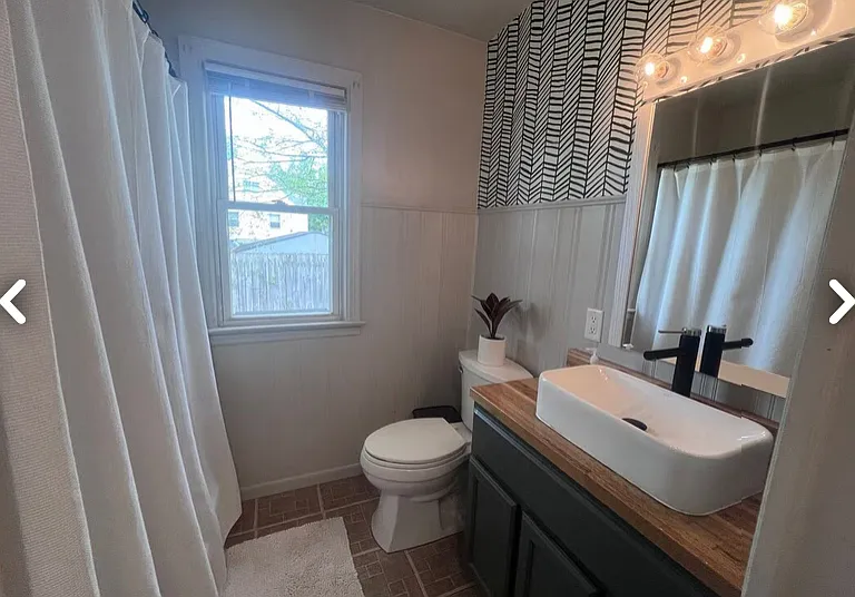 148 Conrad St NE — Photo 5