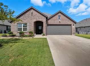 1321 Hunters Ridge Dr, Crowley, TX 76036