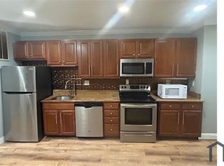 1721 Capitol Ave NE APT 3, Washington, DC 20002