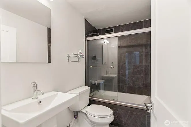6333 Lake Washington Blvd NE #206 — Photo 25