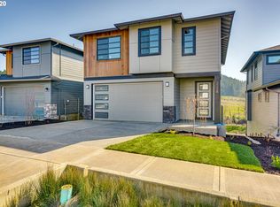 3228 SW 43rd St, Gresham, OR 97080