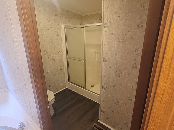 4th image of 1500 E County Road 360 N