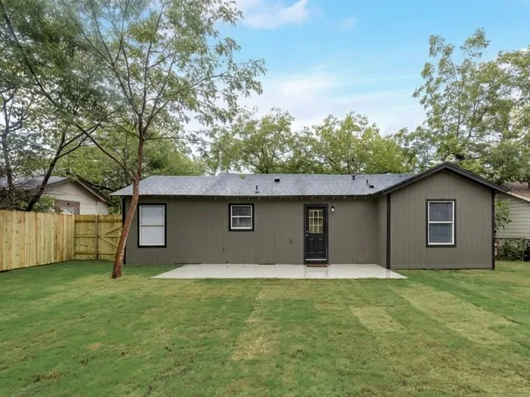 1215 Fannin St — Photo 11