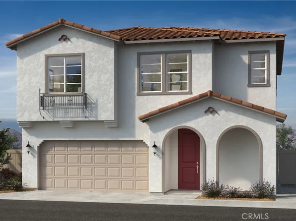 393 Willow Run Ln, Carson, CA 90745