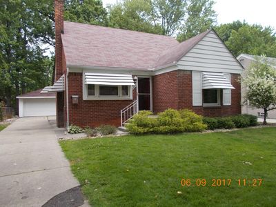20621 Damman St, Harper Woods, MI, 48225