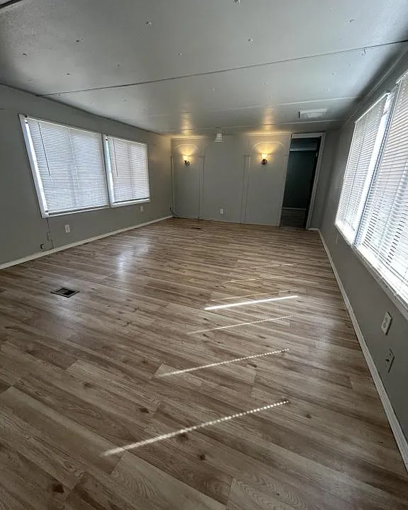 5 Wilmont Cir N